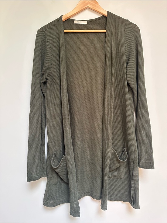 Active USA Sweaters - Active USA Ribbed Cardigan Women’s Medium Olive Green Open Front Pockets
